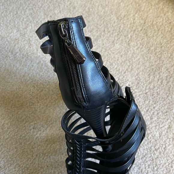 Simply Vera/Vera Wang black Sandals - Size 7 1/2 - Picture 3 of 4